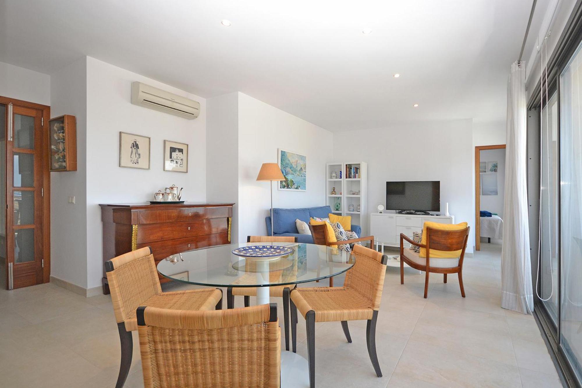 Apartment Portet